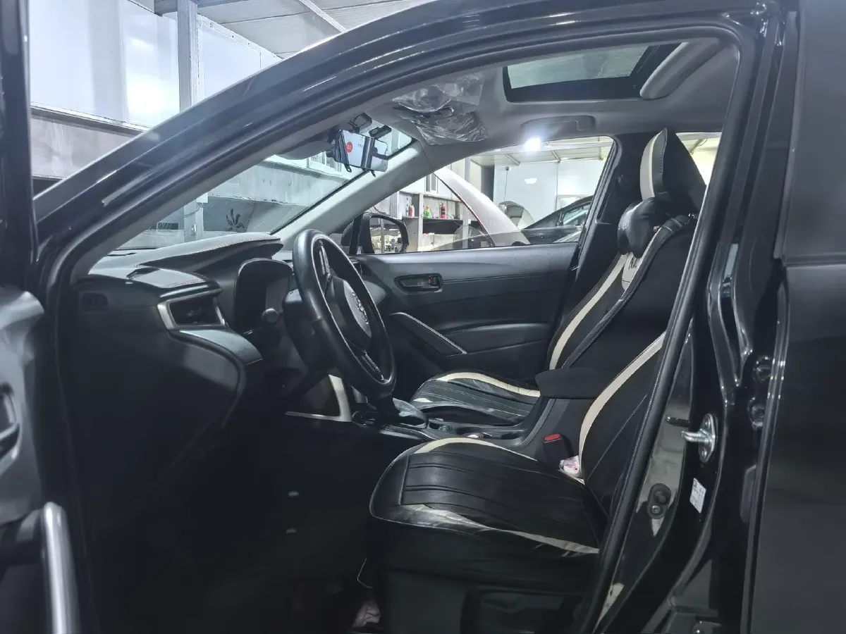 2023 Toyota Frontlander 2.0L 171HP L4 CVT,autocango,china used car exporter,china ev exporter,chinese used car exporter,chinese used ev exporter