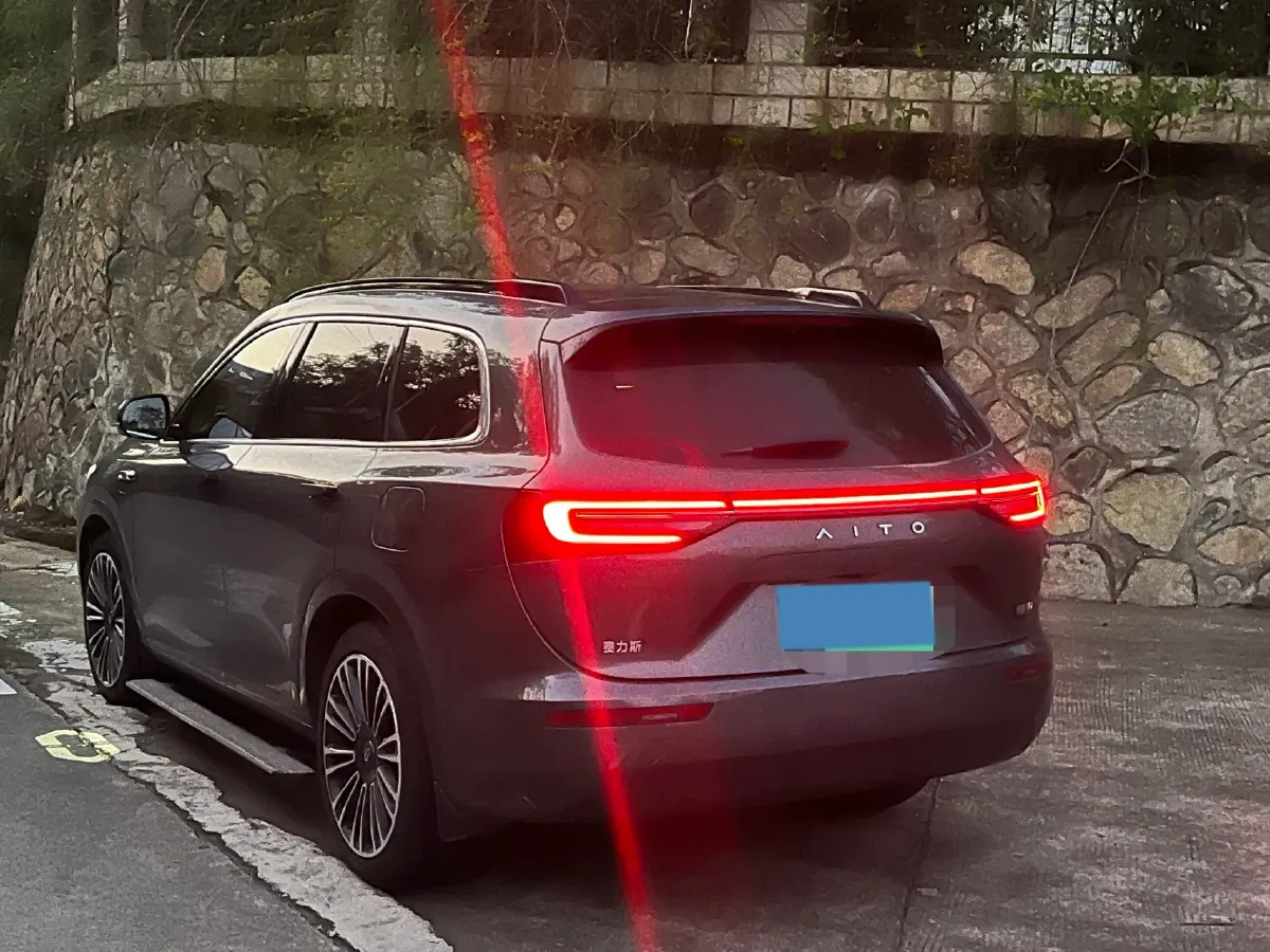 2024 AITO AITO M7 1.5T 152HP L4 REEV 40KWH,autocango,china used car exporter,china ev exporter,chinese used car exporter,chinese used ev exporter