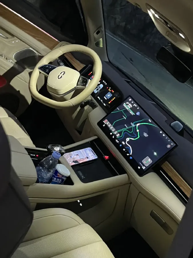 2024 AITO AITO M7 1.5T 152HP L4 REEV 40KWH,autocango,china used car exporter,china ev exporter,chinese used car exporter,chinese used ev exporter