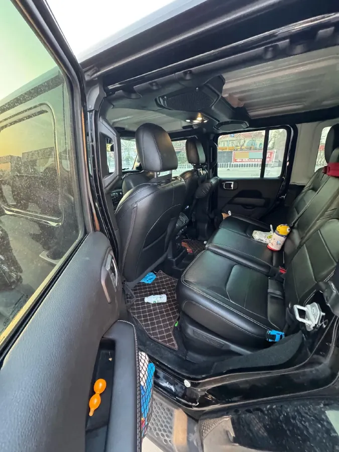 2021 Jeep Wrangler 2.0T 266HP L4 8AT PHEV 17KWH,autocango,china used car exporter,china ev exporter,chinese used car exporter,chinese used ev exporter