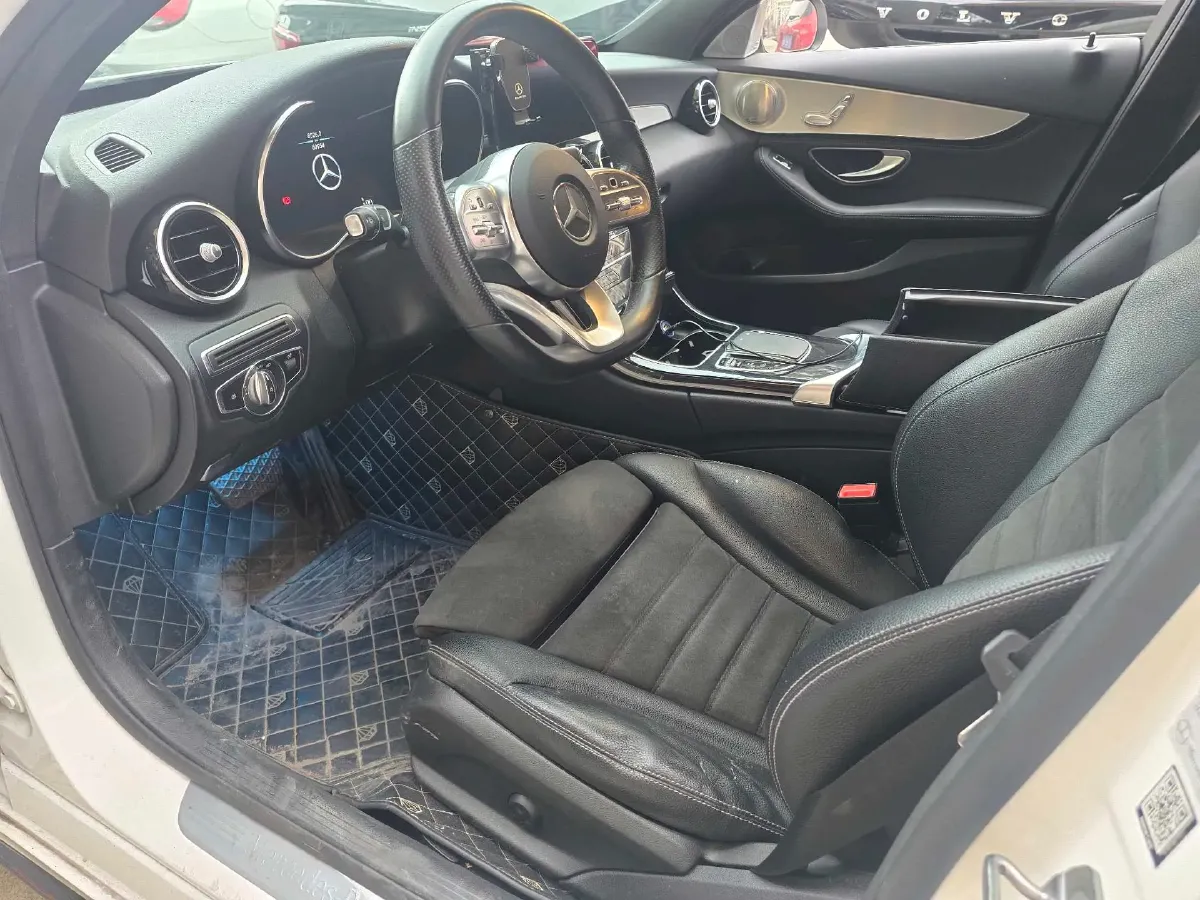 2020 Mercedes-Benz C Class 1.5T 184HP L4 9AT,autocango,china used car exporter,china ev exporter,chinese used car exporter,chinese used ev exporter