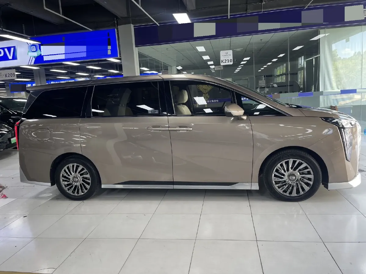 2023 GAC Trumpchi M8 2.0T 190HP L4 E-CVT Hybrid,autocango,china used car exporter,china ev exporter,chinese used car exporter,chinese used ev exporter