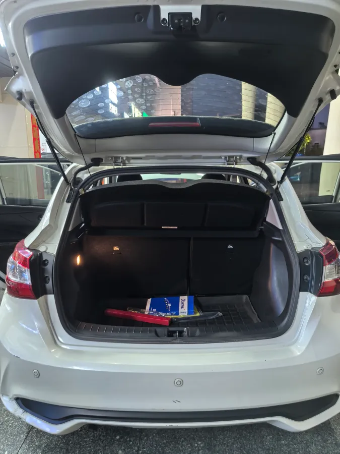 2020 Nissan Tiida 1.6L 126HP L4 CVT,autocango,china used car exporter,china ev exporter,chinese used car exporter,chinese used ev exporter