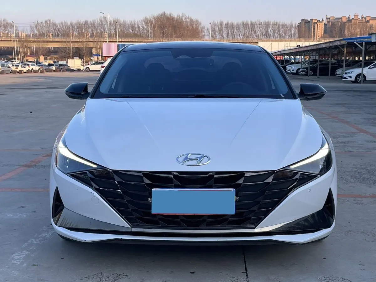 2021 Hyundai Elantra 1.5L 115HP L4 CVT,autocango,china used car exporter,china ev exporter,chinese used car exporter,chinese used ev exporter