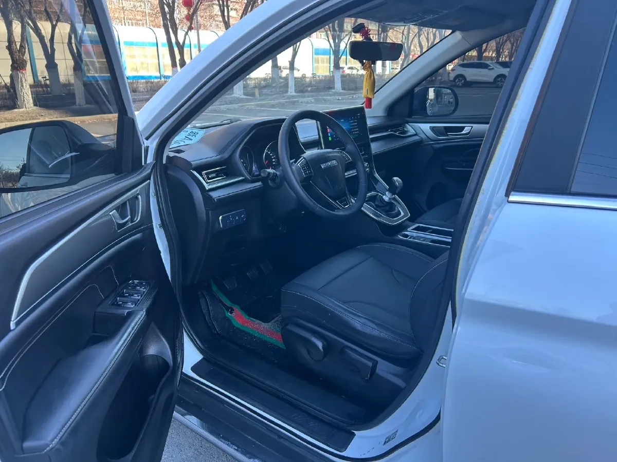 2021 Haval M6 1.5T 150HP L4 6MT,autocango,china used car exporter,china ev exporter,chinese used car exporter,chinese used ev exporter