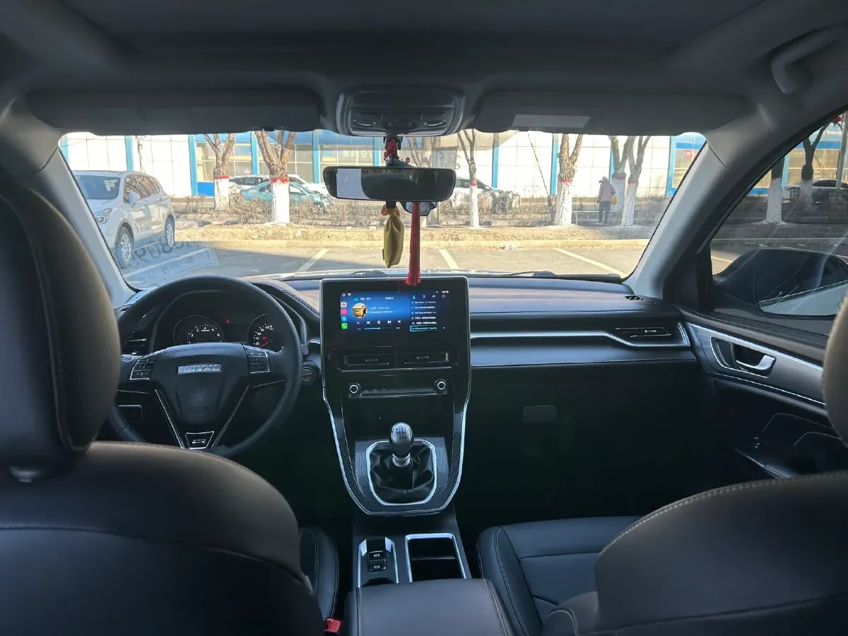 2021 Haval M6 1.5T 150HP L4 6MT,autocango,china used car exporter,china ev exporter,chinese used car exporter,chinese used ev exporter