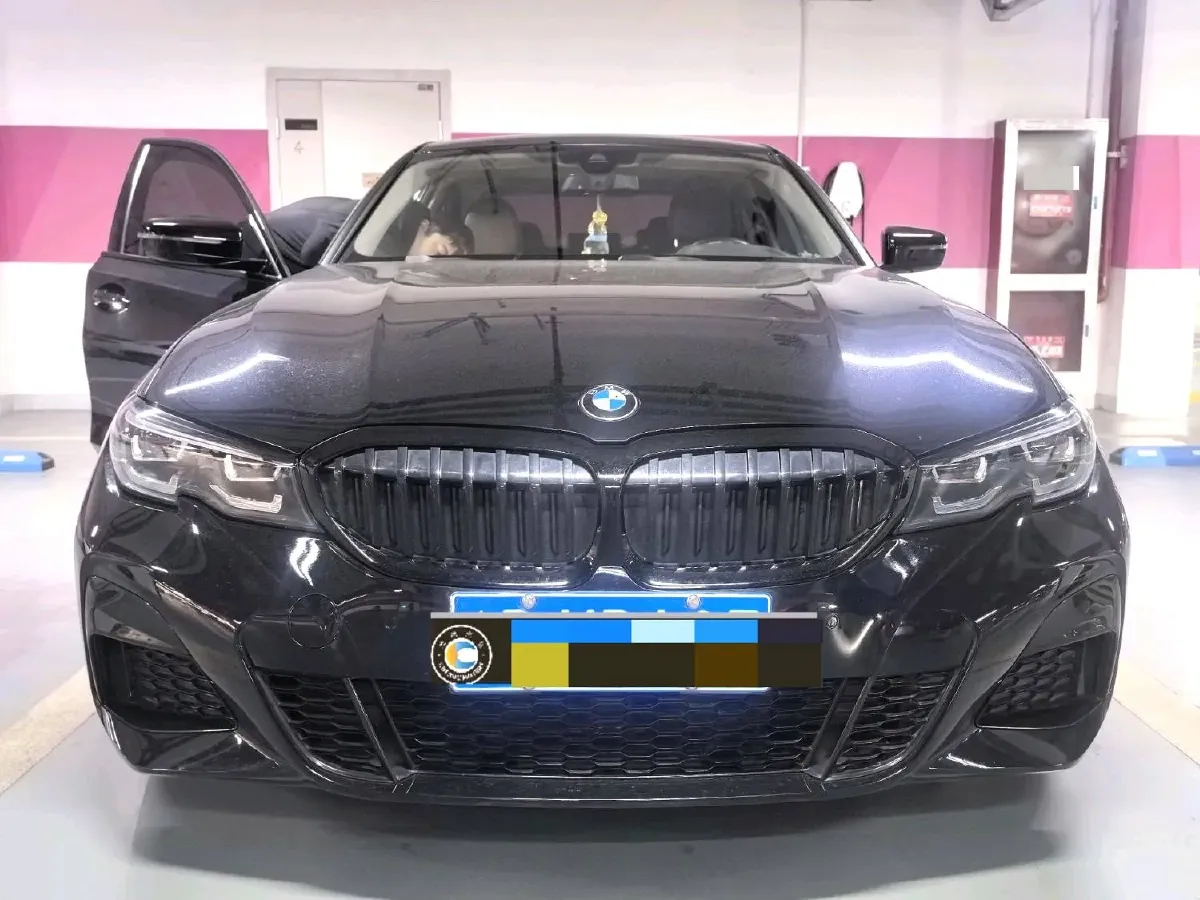 2022 BMW 3 Series 2.0T 184HP L4 8AT,autocango,china used car exporter,china ev exporter,chinese used car exporter,chinese used ev exporter