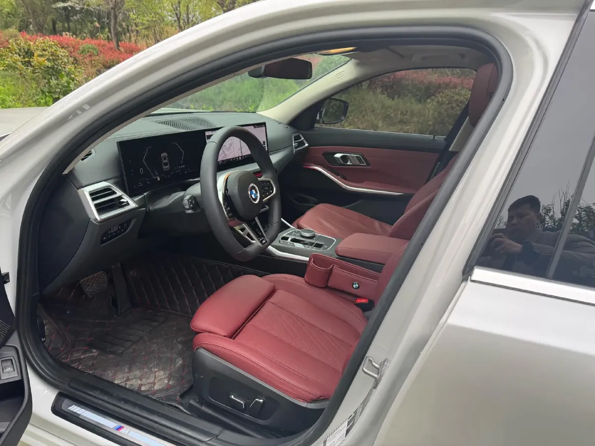 2024 BMW 3 Series 2.0T 184HP L4 8AT,autocango,china used car exporter,china ev exporter,chinese used car exporter,chinese used ev exporter