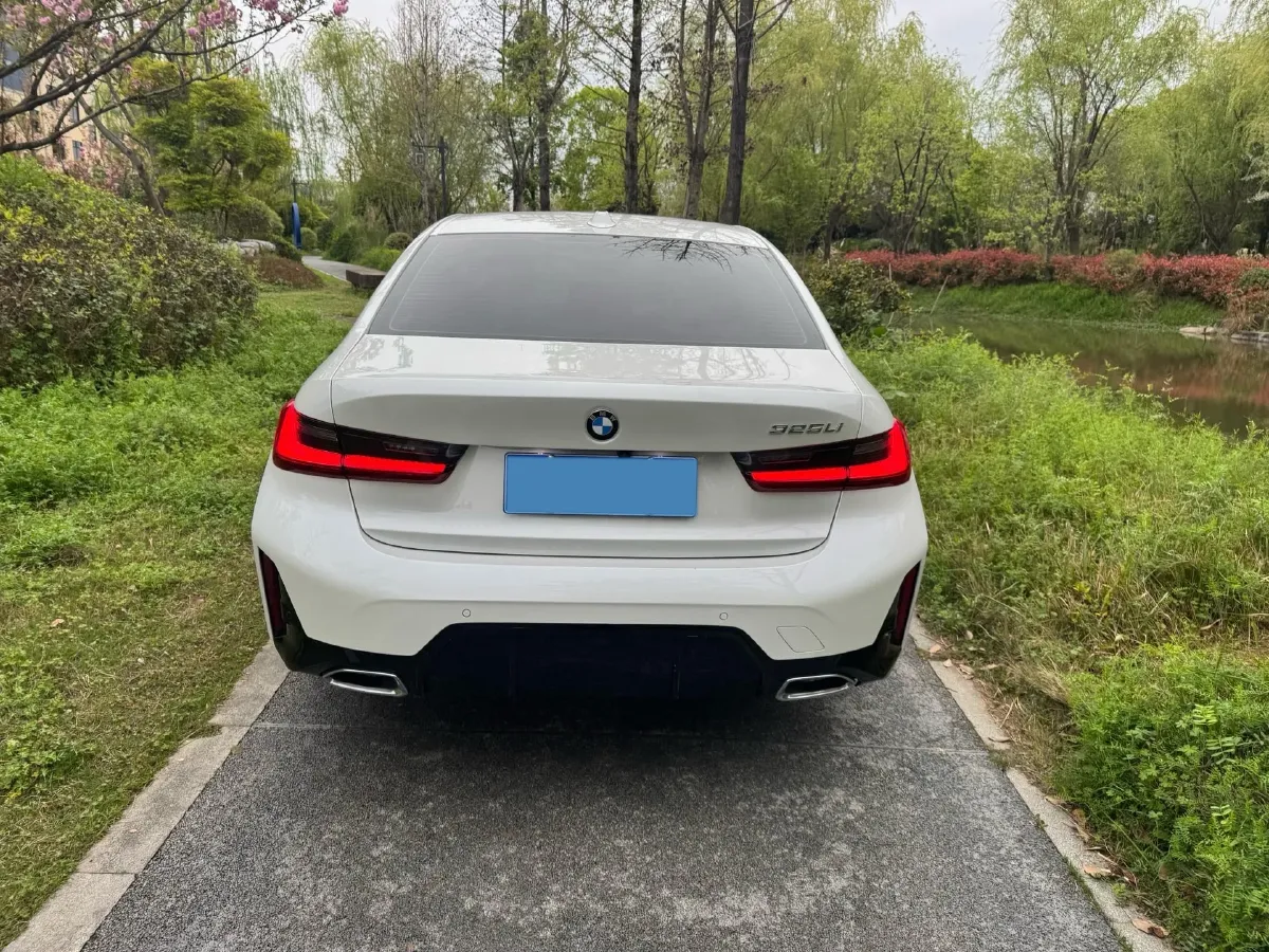 2024 BMW 3 Series 2.0T 184HP L4 8AT,autocango,china used car exporter,china ev exporter,chinese used car exporter,chinese used ev exporter