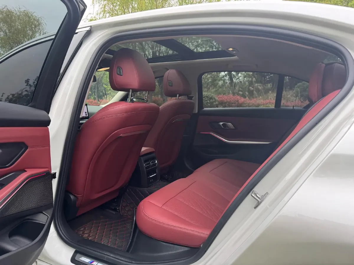 2024 BMW 3 Series 2.0T 184HP L4 8AT,autocango,china used car exporter,china ev exporter,chinese used car exporter,chinese used ev exporter