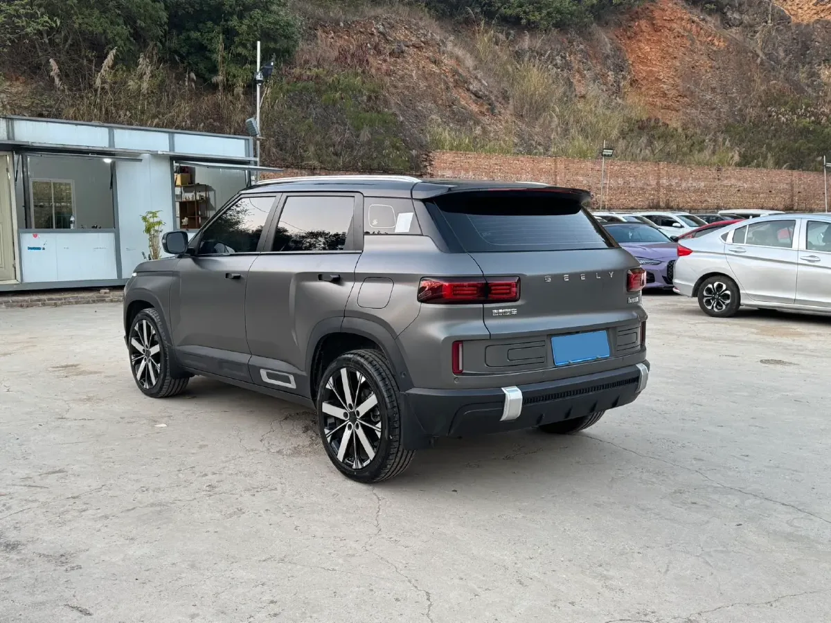 2023 Geely ICON 1.5T 181HP L4 7DCT,autocango,china used car exporter,china ev exporter,chinese used car exporter,chinese used ev exporter