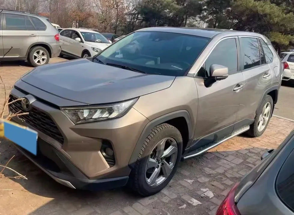 2021 Toyota RAV4 2.0L 171HP L4 CVT,autocango,china used car exporter,china ev exporter,chinese used car exporter,chinese used ev exporter