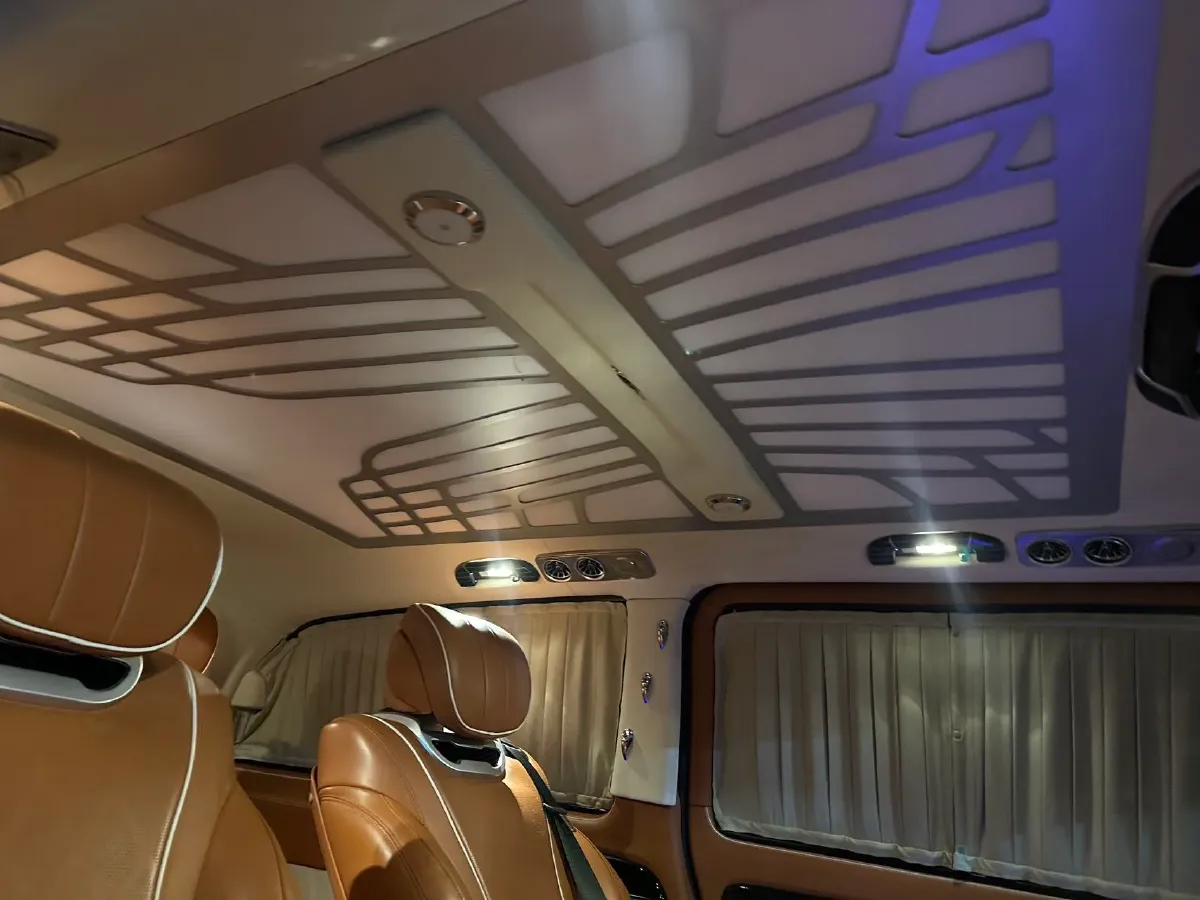 2021 Mercedes-Benz Vito 2.0T 211HP L4 9AT,autocango,china used car exporter,china ev exporter,chinese used car exporter,chinese used ev exporter