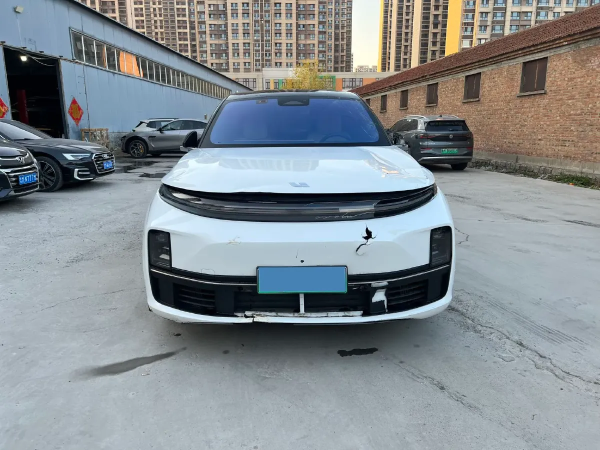 2023 Li L7 Range Extended 154HP REEV 40.9KWH,autocango,china used car exporter,china ev exporter,chinese used car exporter,chinese used ev exporter