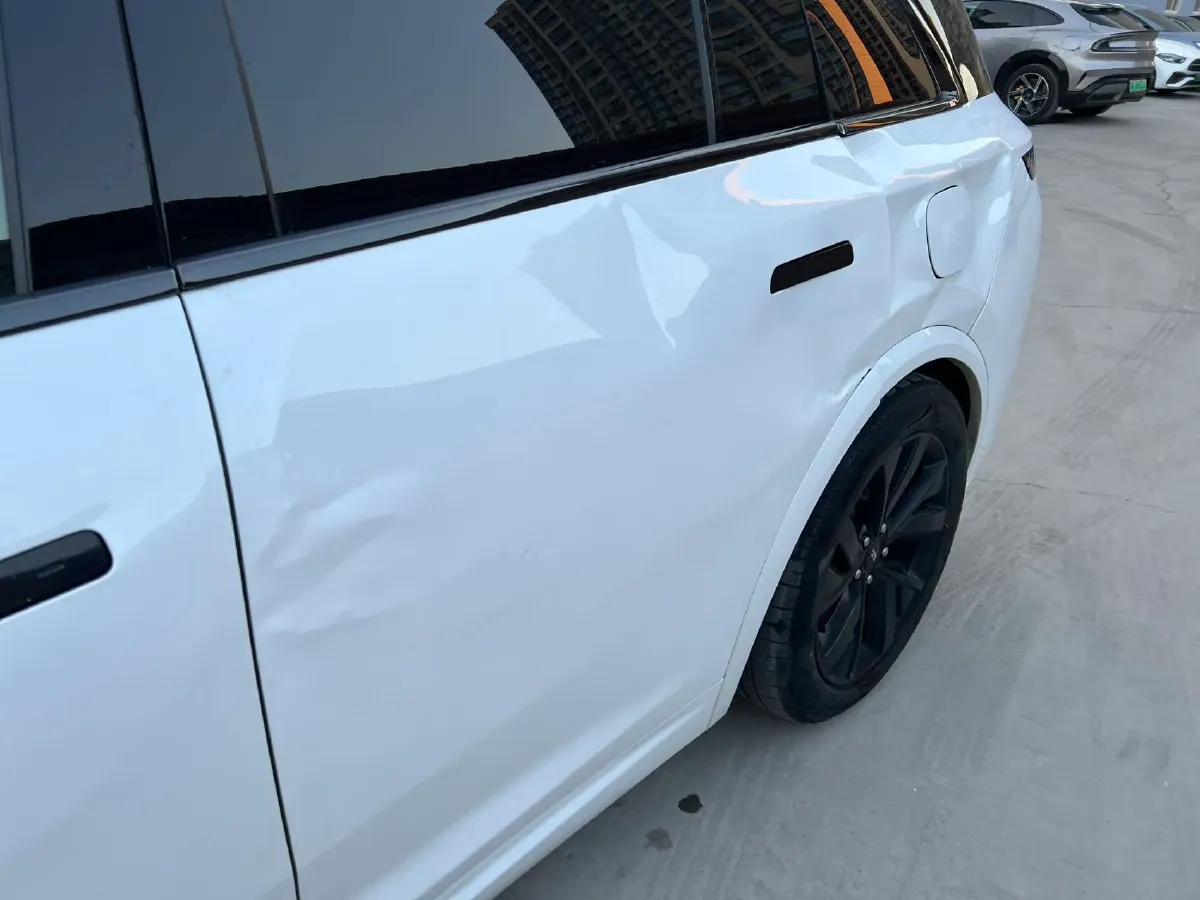 2023 Li L7 Range Extended 154HP REEV 40.9KWH,autocango,china used car exporter,china ev exporter,chinese used car exporter,chinese used ev exporter