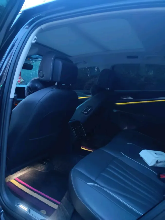 2024 Volkswagen Passat 2.0T 220HP L4 7DCT,autocango,china used car exporter,china ev exporter,chinese used car exporter,chinese used ev exporter