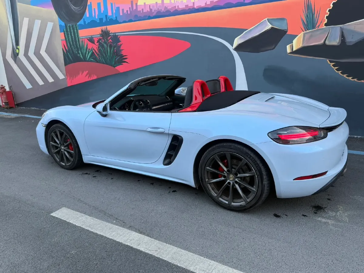 2018 Porsche 718 2.0T 250HP H4 7DCT,autocango,china used car exporter,china ev exporter,chinese used car exporter,chinese used ev exporter