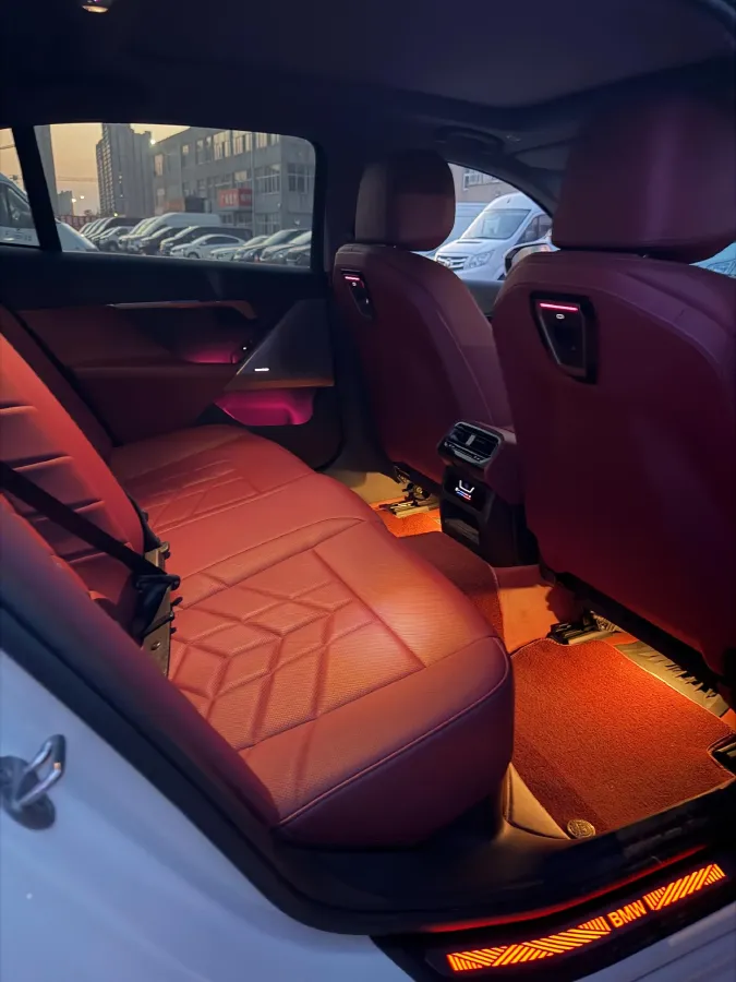 2025 BMW 5 Series 2.0T 190HP L4 8AT,autocango,china used car exporter,china ev exporter,chinese used car exporter,chinese used ev exporter