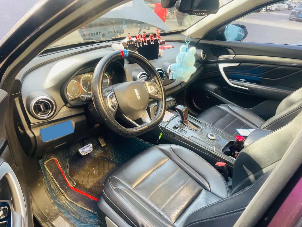 2017 WEY VV7 2.0T 234HP L4 7DCT,autocango,china used car exporter,china ev exporter,chinese used car exporter,chinese used ev exporter