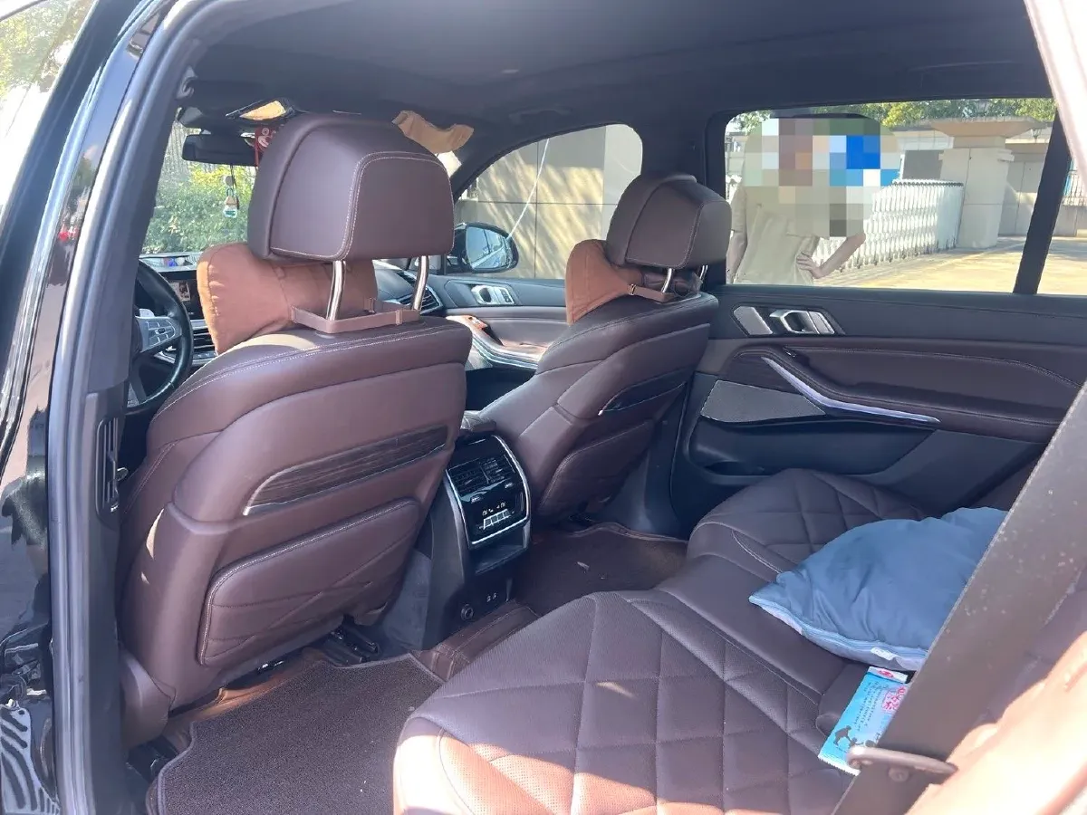 2022 BMW X5 3.0T 333HP L6 8AT,autocango,china used car exporter,china ev exporter,chinese used car exporter,chinese used ev exporter