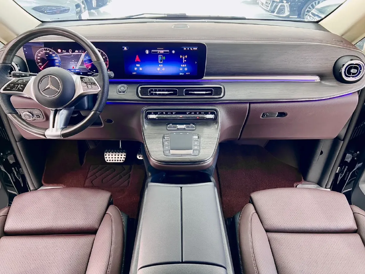 2024 Mercedes-Benz V Class 2.0T 231HP L4 9AT,autocango,china used car exporter,china ev exporter,chinese used car exporter,chinese used ev exporter