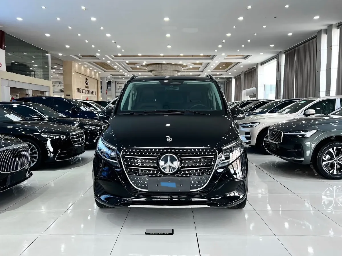 2024 Mercedes-Benz V Class 2.0T 231HP L4 9AT,autocango,china used car exporter,china ev exporter,chinese used car exporter,chinese used ev exporter