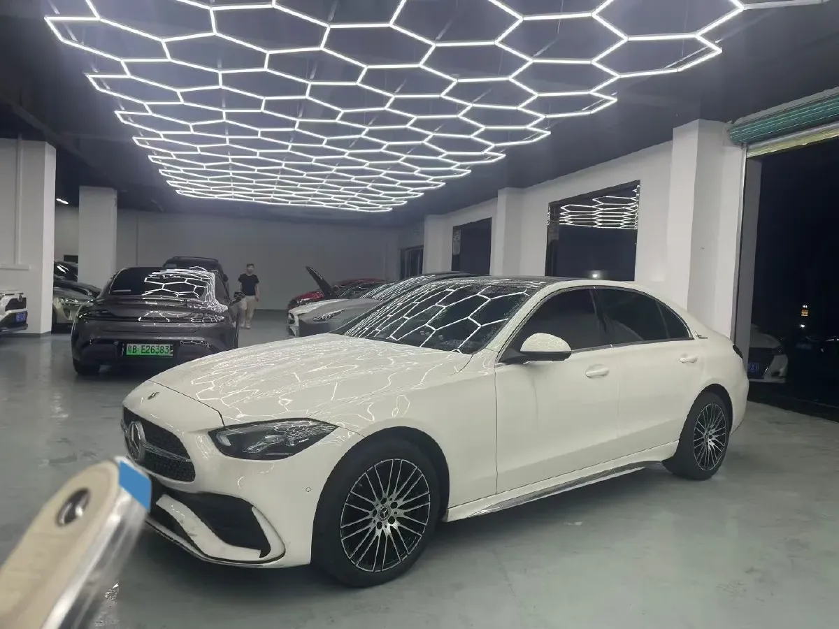 2023 Mercedes-Benz C Class 1.5T 204HP L4 9AT,autocango,china used car exporter,china ev exporter,chinese used car exporter,chinese used ev exporter