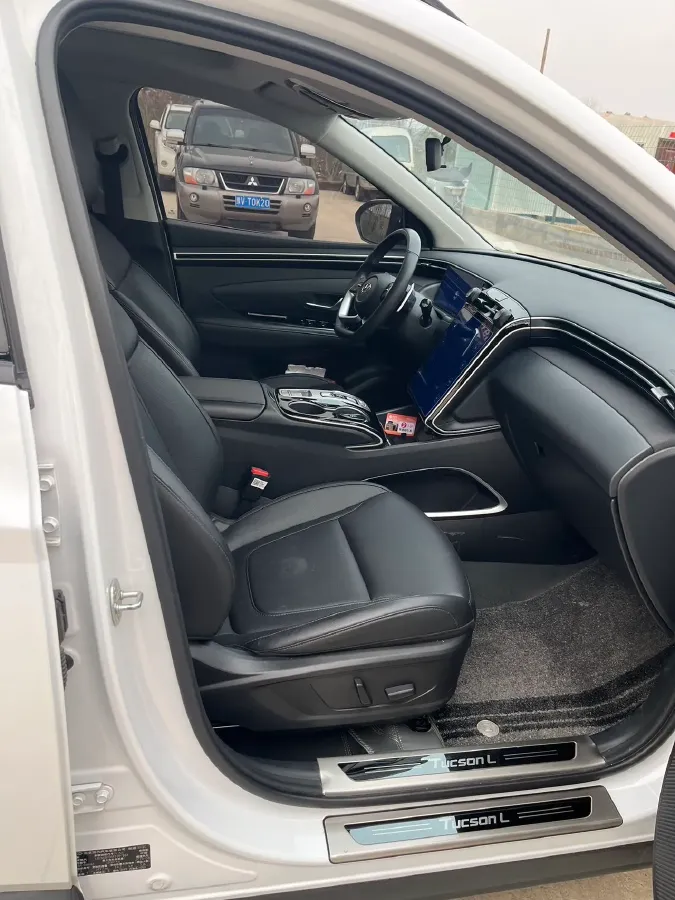 2023 Hyundai Tucson 1.5T 200HP L4 8AT,autocango,china used car exporter,china ev exporter,chinese used car exporter,chinese used ev exporter