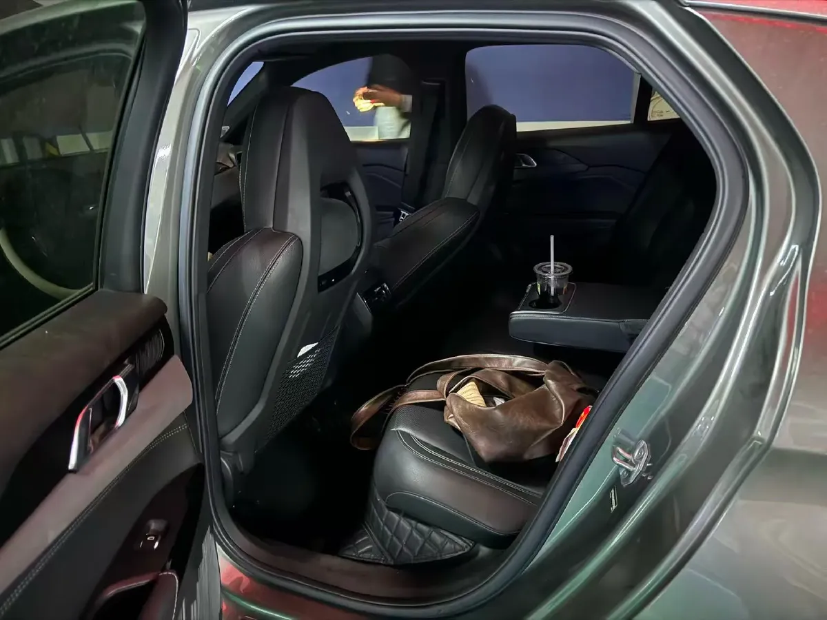 2021 LYNK&CO 03 2.0T 190HP L4 6AT,autocango,china used car exporter,china ev exporter,chinese used car exporter,chinese used ev exporter