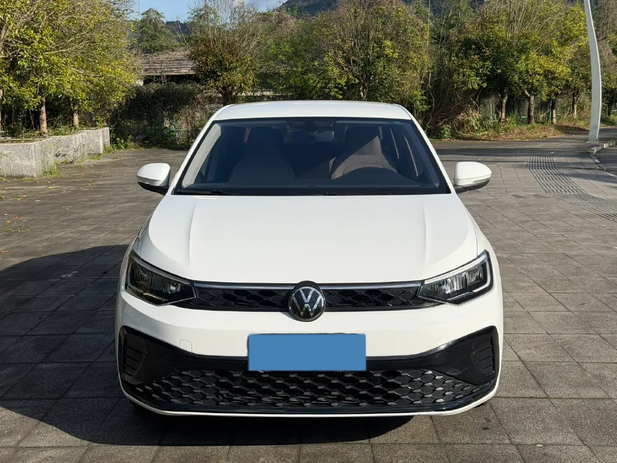 2025 Ruichi Auto EC75 BEV 41.85KWH,autocango,china used car exporter,china ev exporter,chinese used car exporter,chinese used ev exporter