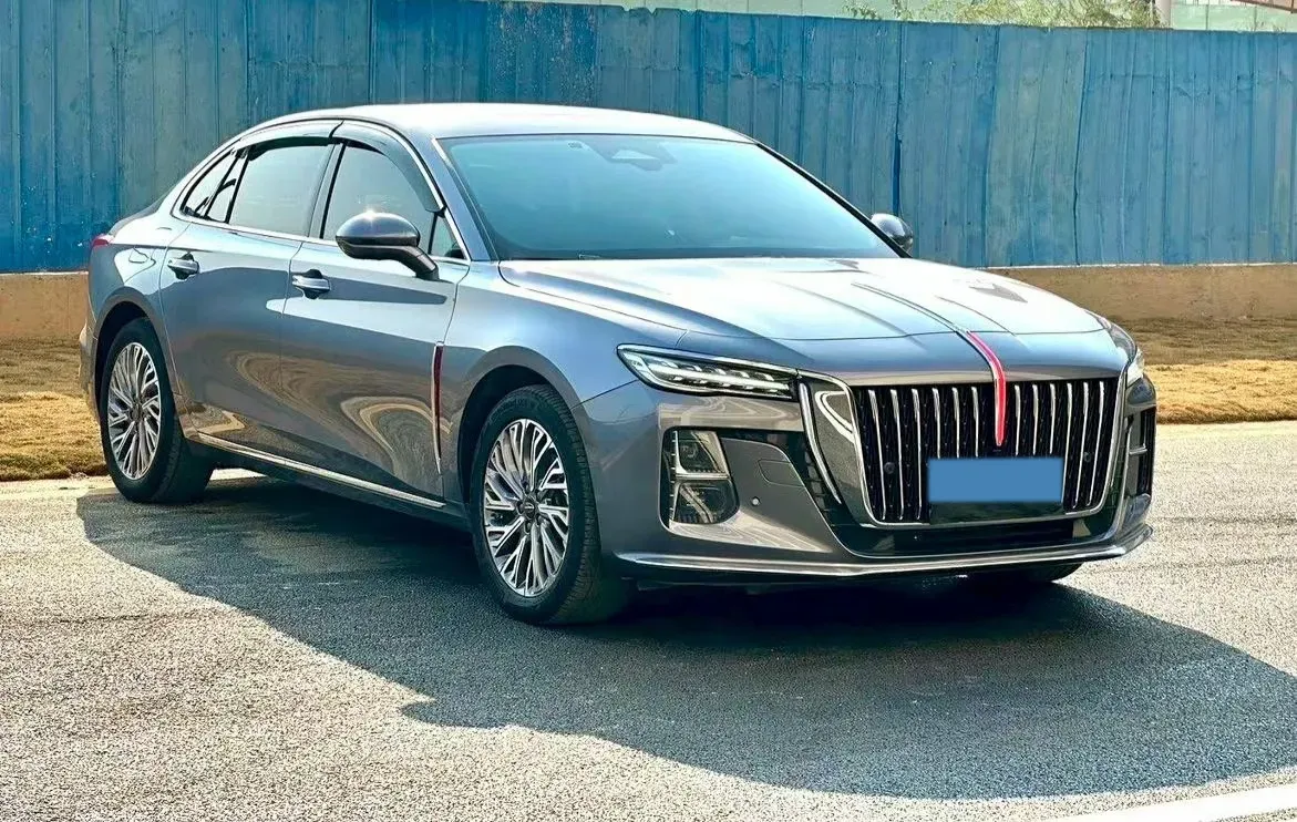 2023 HongQi H5 2.0T 224HP L4 8AT,autocango,china used car exporter,china ev exporter,chinese used car exporter,chinese used ev exporter