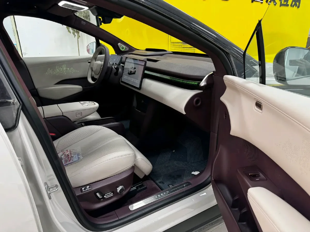 2024 Zeekr X BEV 66KWH,autocango,china used car exporter,china ev exporter,chinese used car exporter,chinese used ev exporter