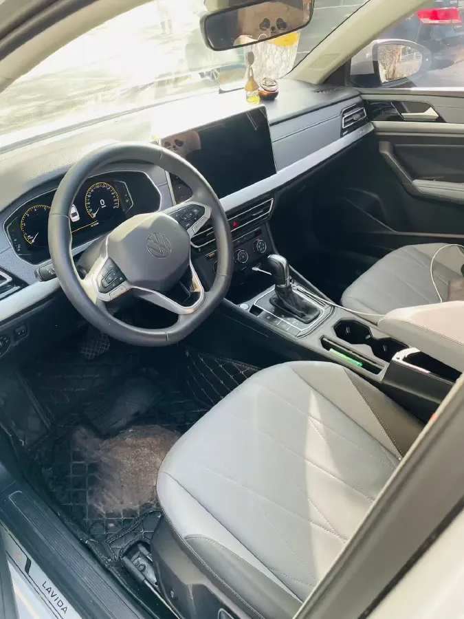 2024 Volkswagen Lavida 1.5L 110HP L4 6AT,autocango,china used car exporter,china ev exporter,chinese used car exporter,chinese used ev exporter
