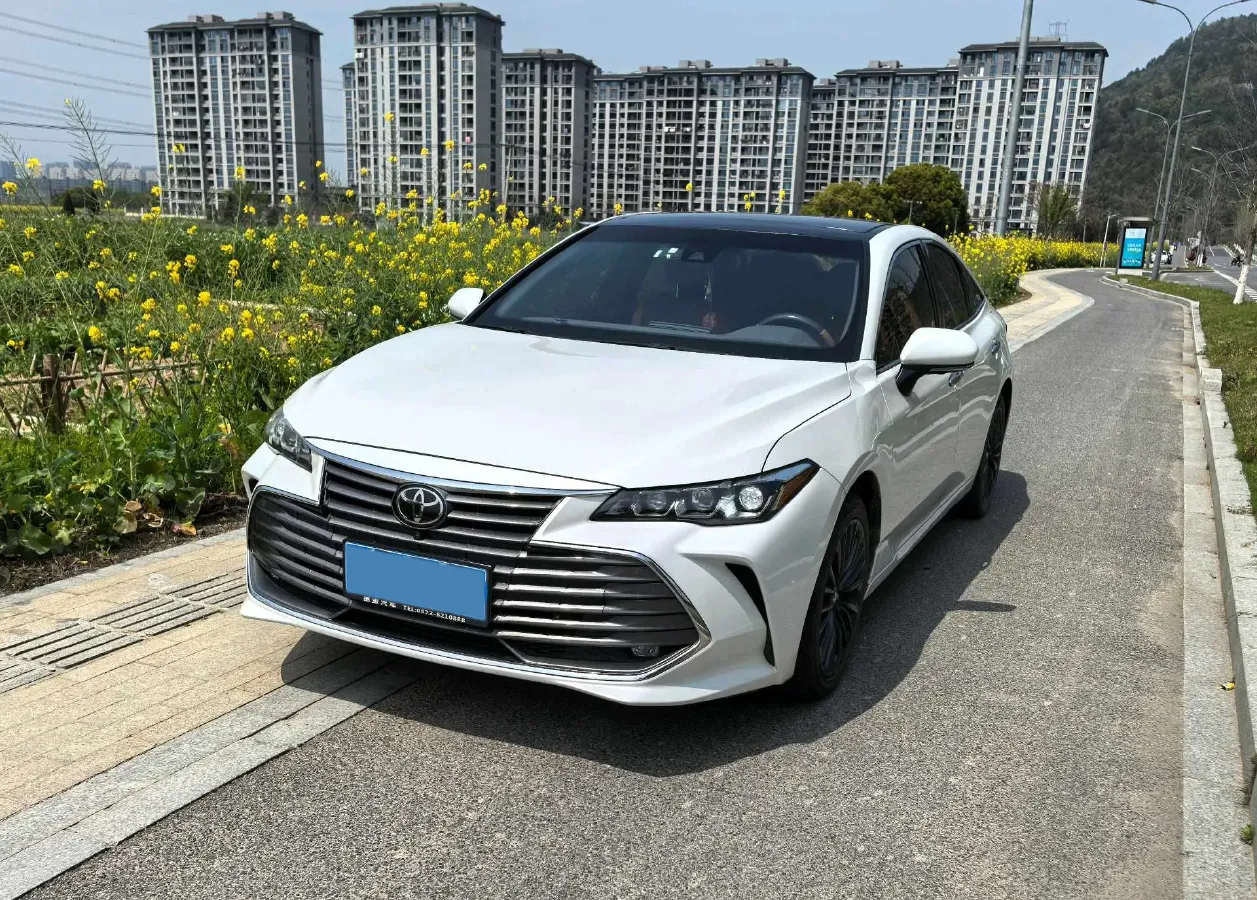 2019 Toyota Avalon 2.5L 209HP L4 8AT,autocango,china used car exporter,china ev exporter,chinese used car exporter,chinese used ev exporter