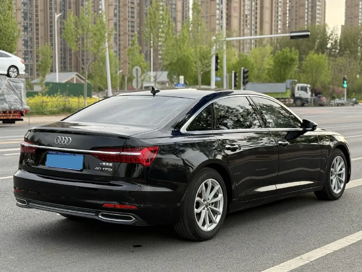 2021 Audi A6L 2.0T 190HP L4 7DCT,autocango,china used car exporter,china ev exporter,chinese used car exporter,chinese used ev exporter