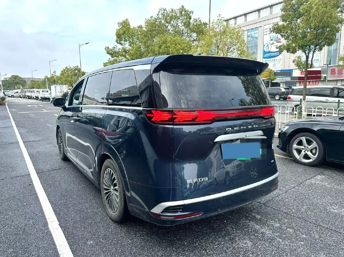 2024 Denza D9 1.5T 139HP L4 E-CVT PHEV 40KWH,autocango,china used car exporter,china ev exporter,chinese used car exporter,chinese used ev exporter