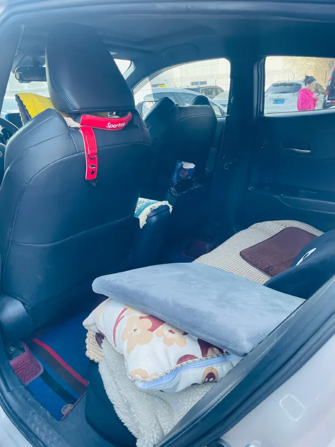 2020 Toyota C-HR 2.0L 171HP L4 CVT,autocango,china used car exporter,china ev exporter,chinese used car exporter,chinese used ev exporter