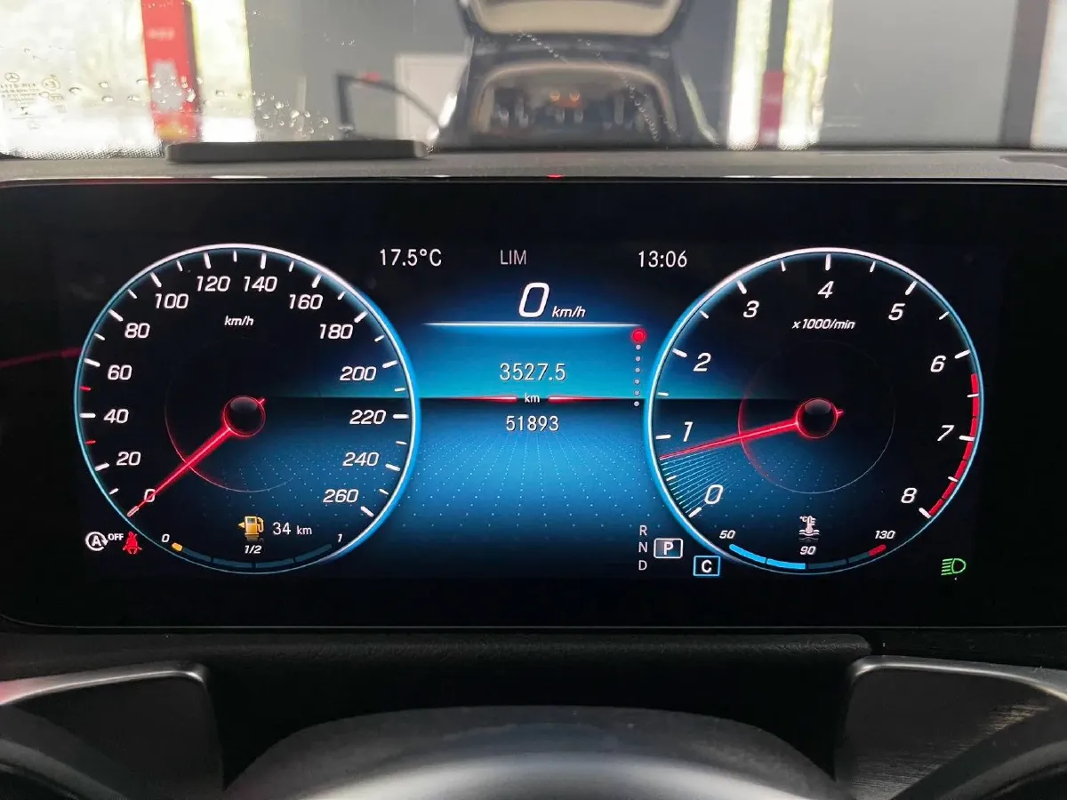 2021 Mercedes-Benz GLB Class 1.3T 163HP L4 7DCT,autocango,china used car exporter,china ev exporter,chinese used car exporter,chinese used ev exporter