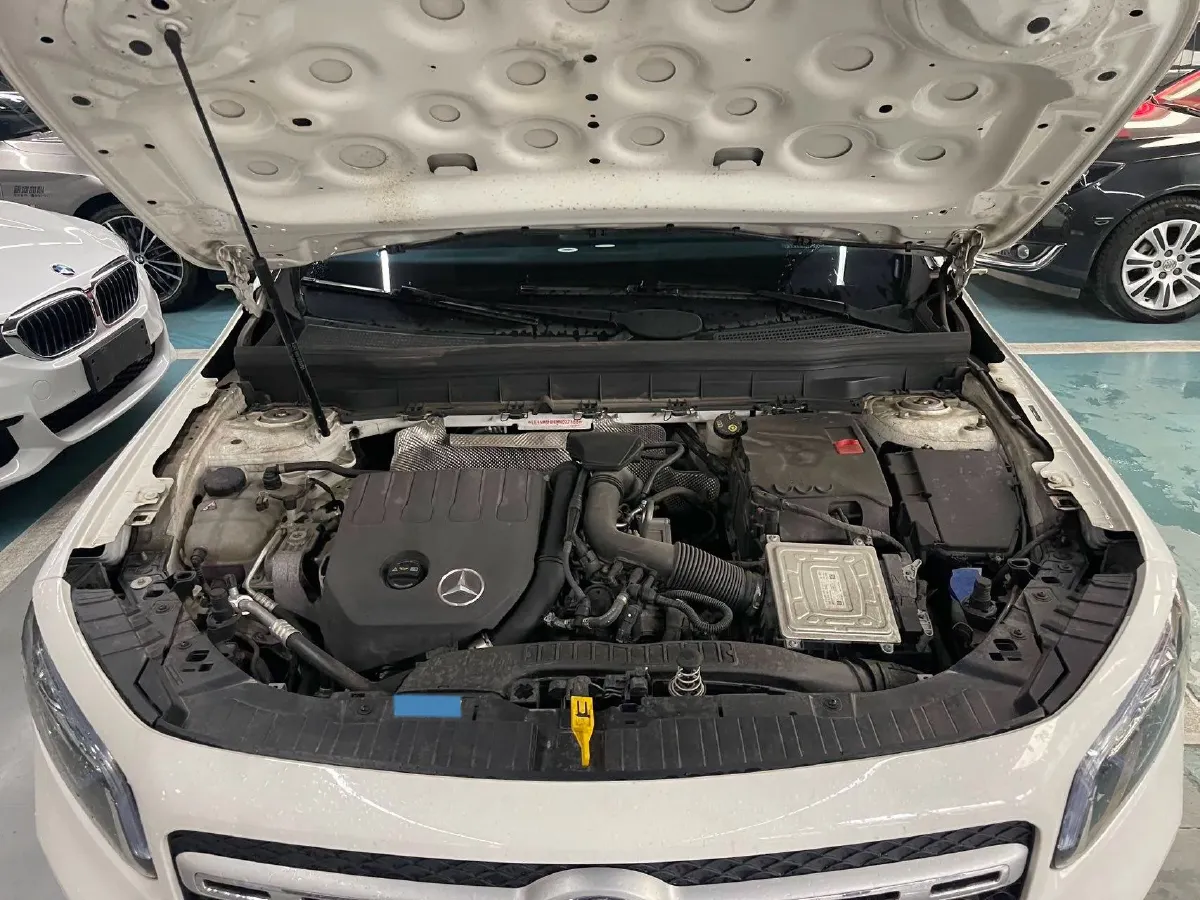 2021 Mercedes-Benz GLB Class 1.3T 163HP L4 7DCT,autocango,china used car exporter,china ev exporter,chinese used car exporter,chinese used ev exporter