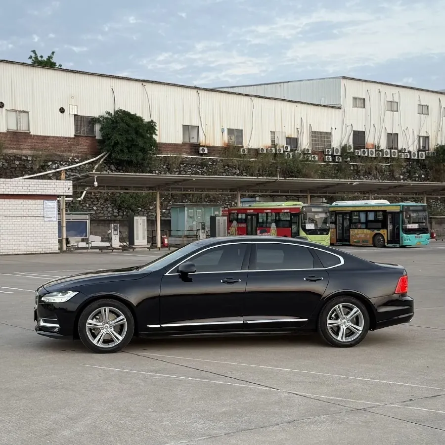 2020 Volvo S90 2.0T 254HP L4 8AT,autocango,china used car exporter,china ev exporter,chinese used car exporter,chinese used ev exporter