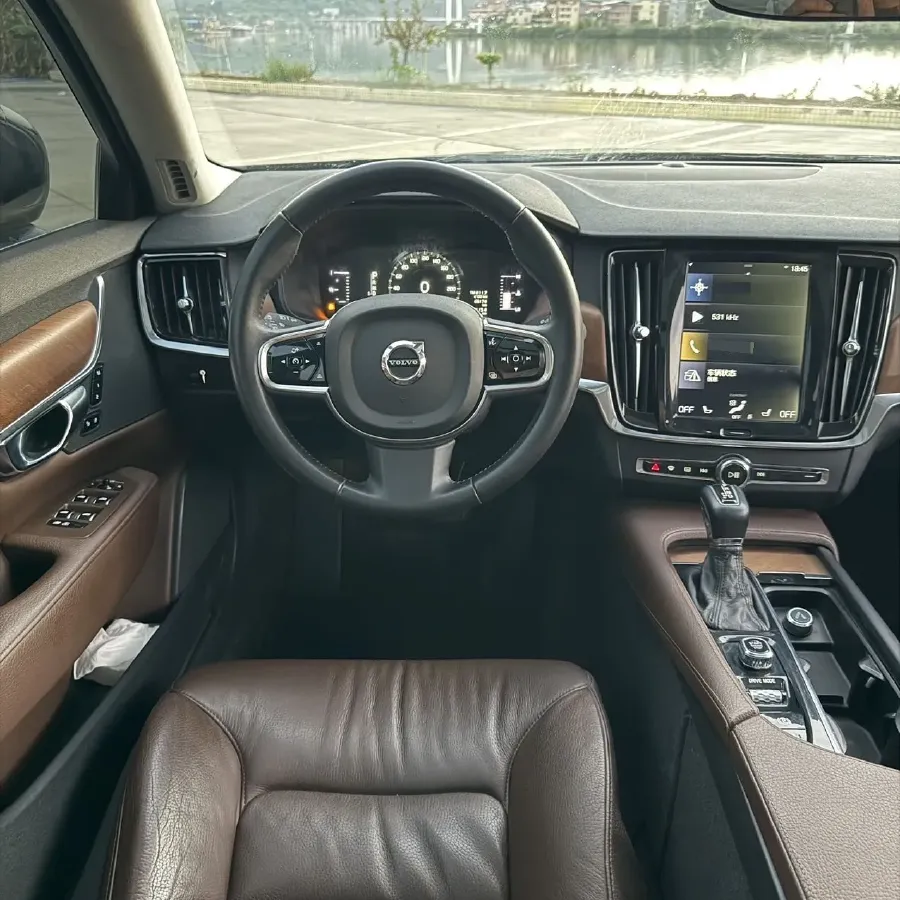 2020 Volvo S90 2.0T 254HP L4 8AT,autocango,china used car exporter,china ev exporter,chinese used car exporter,chinese used ev exporter