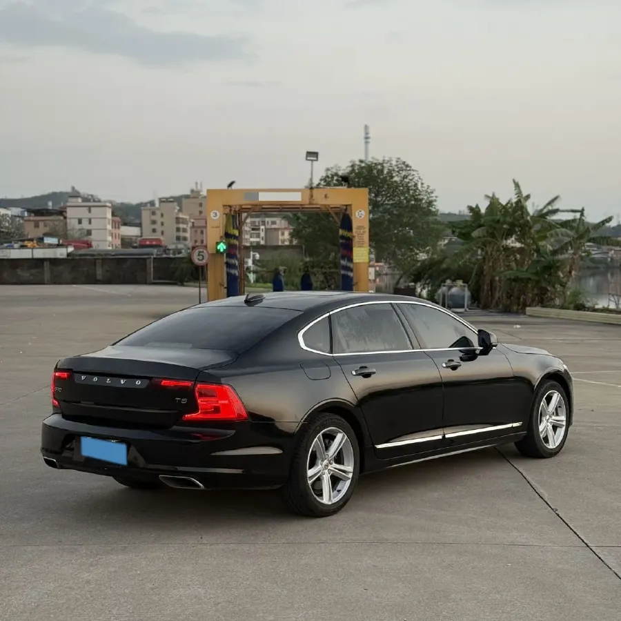 2020 Volvo S90 2.0T 254HP L4 8AT,autocango,china used car exporter,china ev exporter,chinese used car exporter,chinese used ev exporter