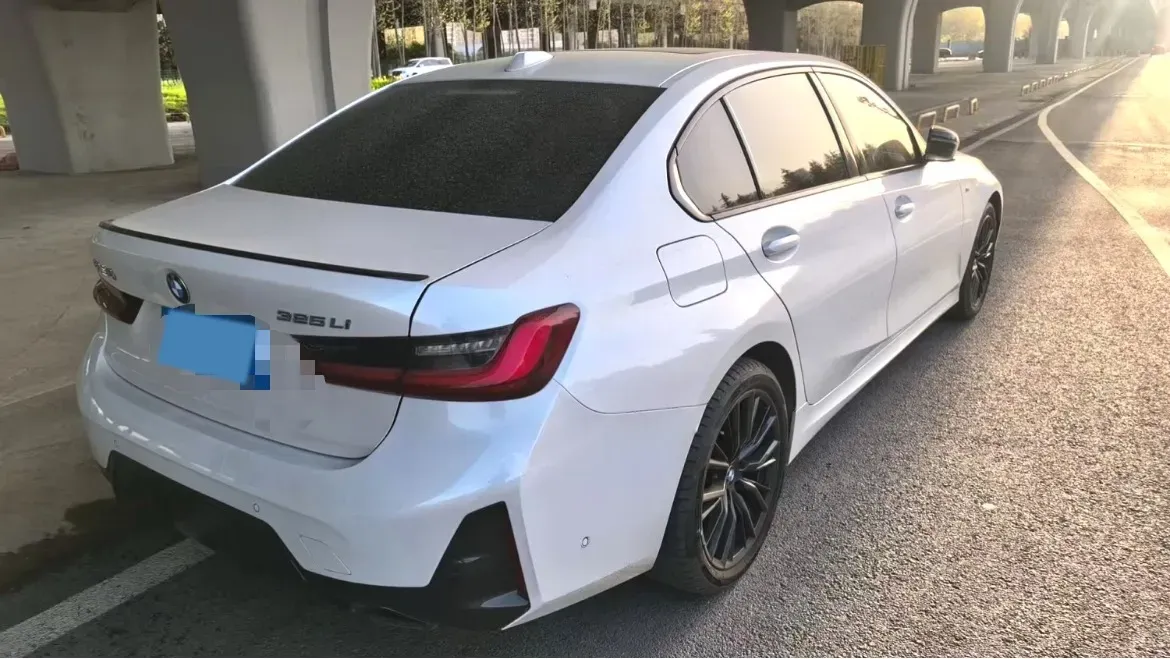 2023 BMW 3 Series 2.0T 184HP L4 8AT,autocango,china used car exporter,china ev exporter,chinese used car exporter,chinese used ev exporter