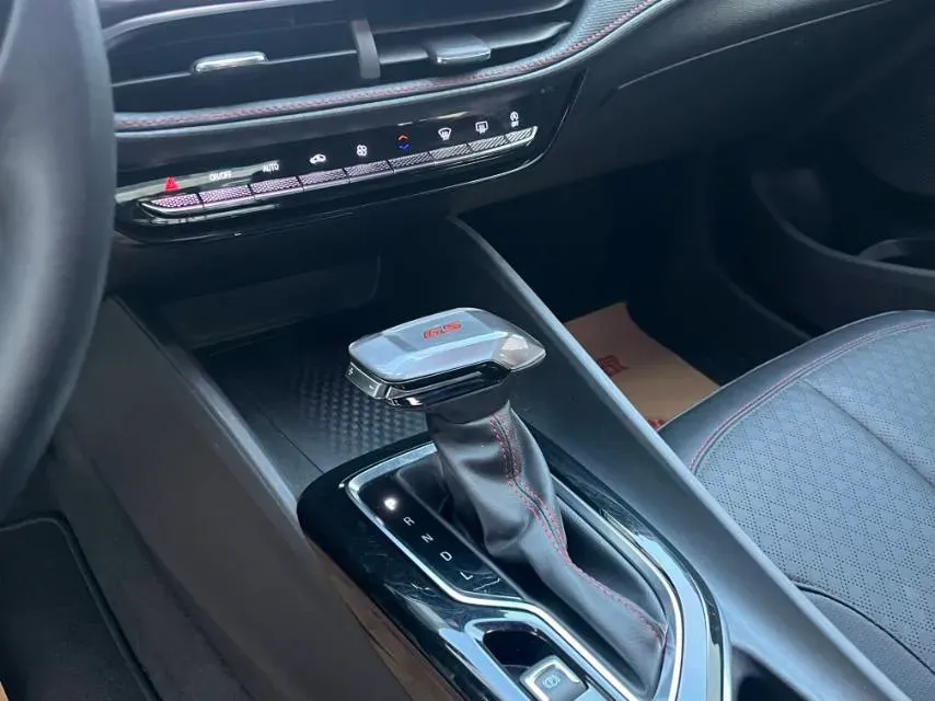 2023 Jetour X70 PRO 2.0T 254HP L4 7DCT,autocango,china used car exporter,china ev exporter,chinese used car exporter,chinese used ev exporter