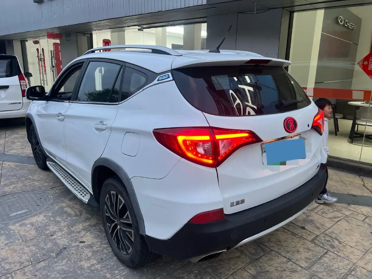 2017 BYD Song 1.5T 154HP L4 6DCT PHEV 16.9KWH,autocango,china used car exporter,china ev exporter,chinese used car exporter,chinese used ev exporter