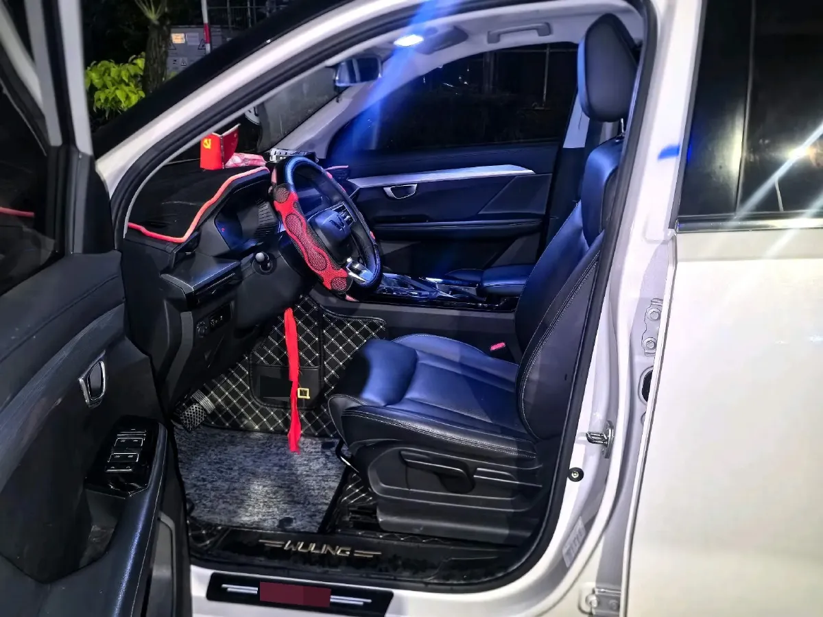 2021 WuLing XingChen 1.5T 147HP L4 CVT,autocango,china used car exporter,china ev exporter,chinese used car exporter,chinese used ev exporter