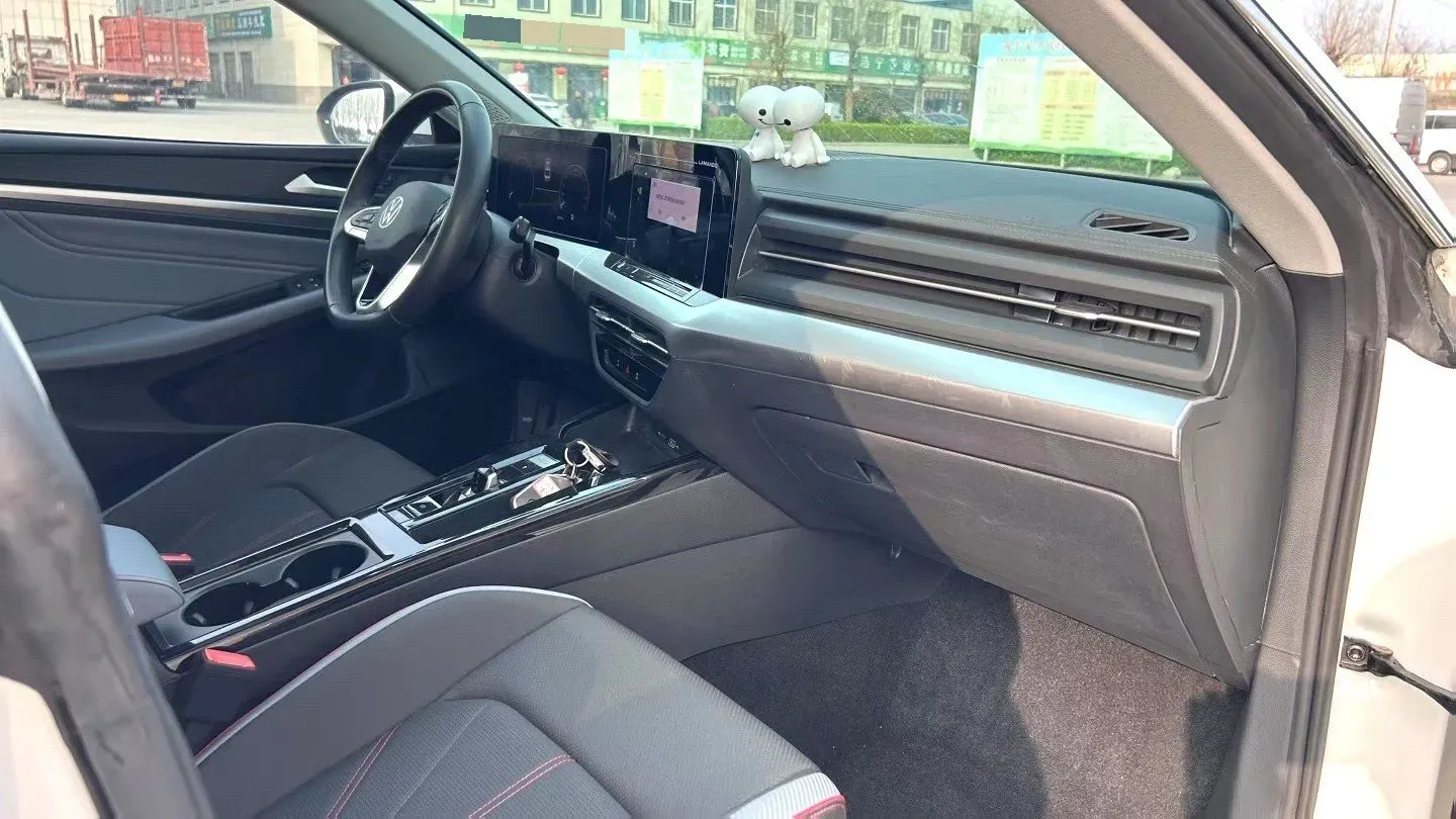 2022 Jetour DASHING i-DM 1.5T 156HP L4 3DHT PHEV 19.27KWH,autocango,china used car exporter,china ev exporter,chinese used car exporter,chinese used ev exporter