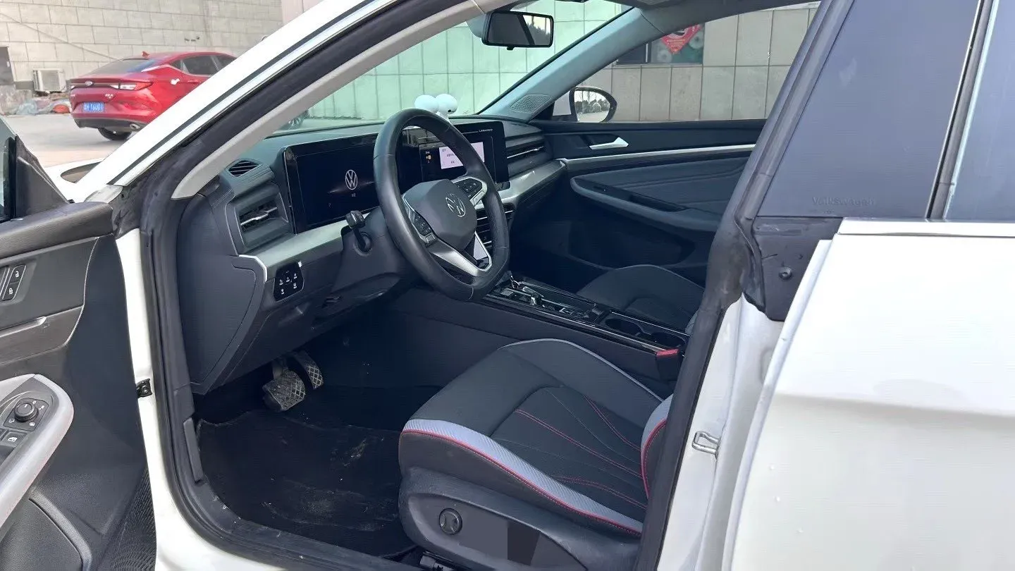 2022 Jetour DASHING i-DM 1.5T 156HP L4 3DHT PHEV 19.27KWH,autocango,china used car exporter,china ev exporter,chinese used car exporter,chinese used ev exporter