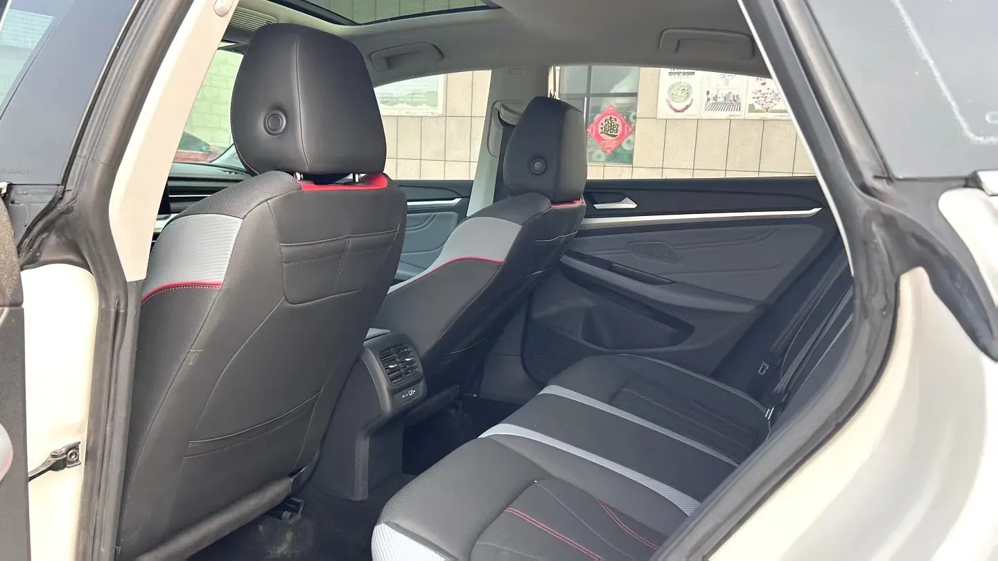 2022 Jetour DASHING i-DM 1.5T 156HP L4 3DHT PHEV 19.27KWH,autocango,china used car exporter,china ev exporter,chinese used car exporter,chinese used ev exporter