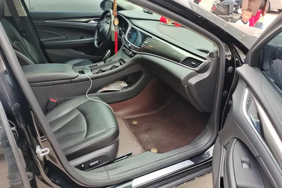 2021 Buick Larcosse 1.5T 169HP L4 9AT,autocango,china used car exporter,china ev exporter,chinese used car exporter,chinese used ev exporter